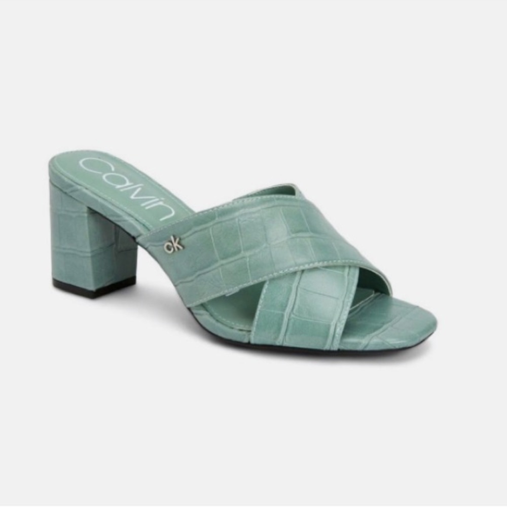 Calvin Klein “Carsi” block heel slides size 7.5